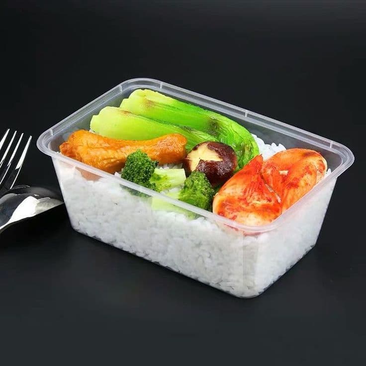 Hộp nhựa microwave là gì? Tiêu chuẩn an toàn và ký hiệu cần biết