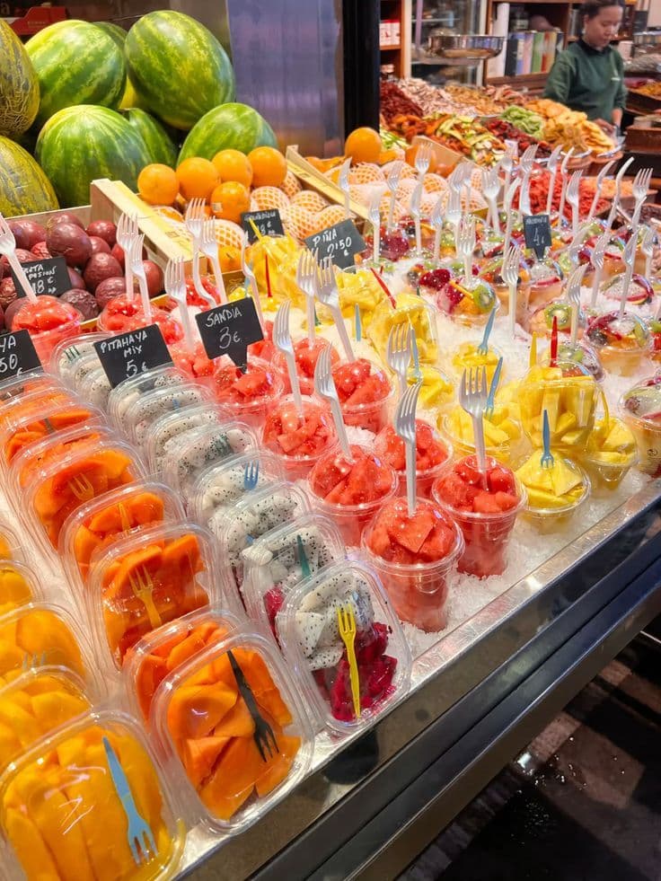 Mùa hè 2026 nên đẩy mạnh dòng nhựa F&B nào để tăng doanh thu?